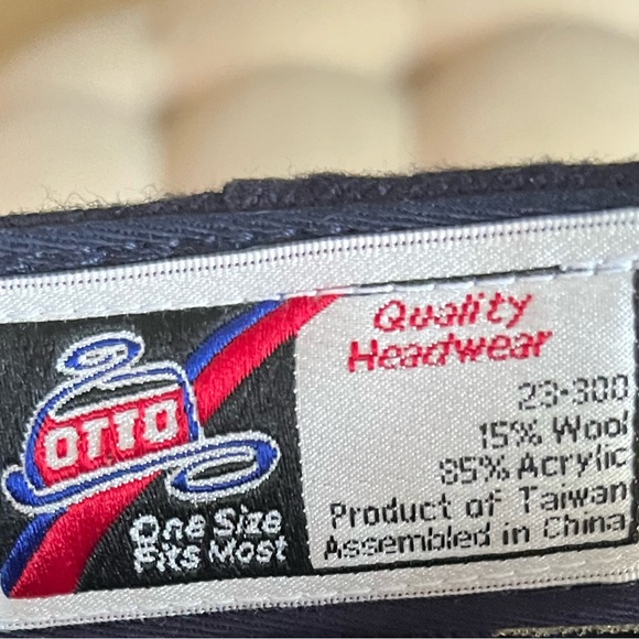 Bundle of Five Men’s Baseball Hat's - Picture 4 of 15